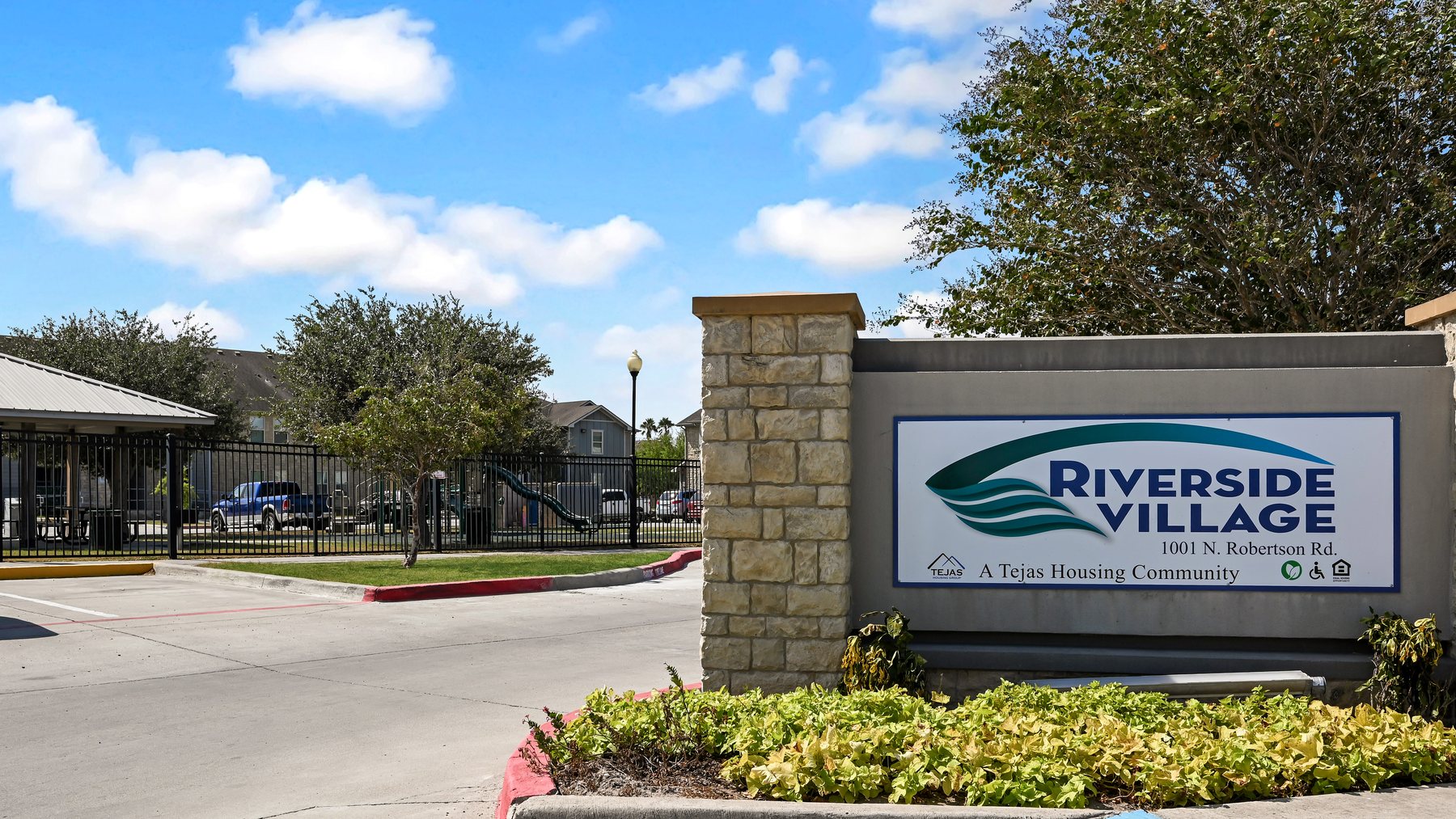 Leasing information for Riverside Village